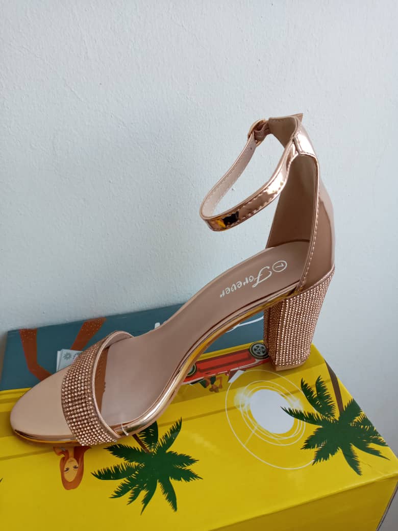 Rise Rose Gold Shoe
