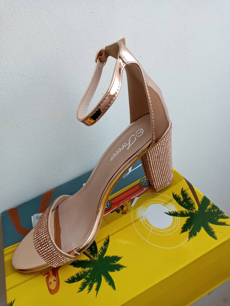 Rise Rose Gold Shoe