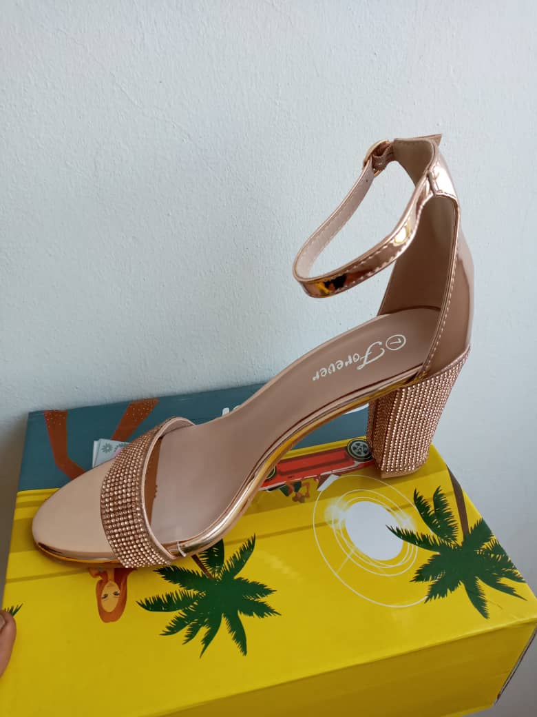 Rise Rose Gold Shoe