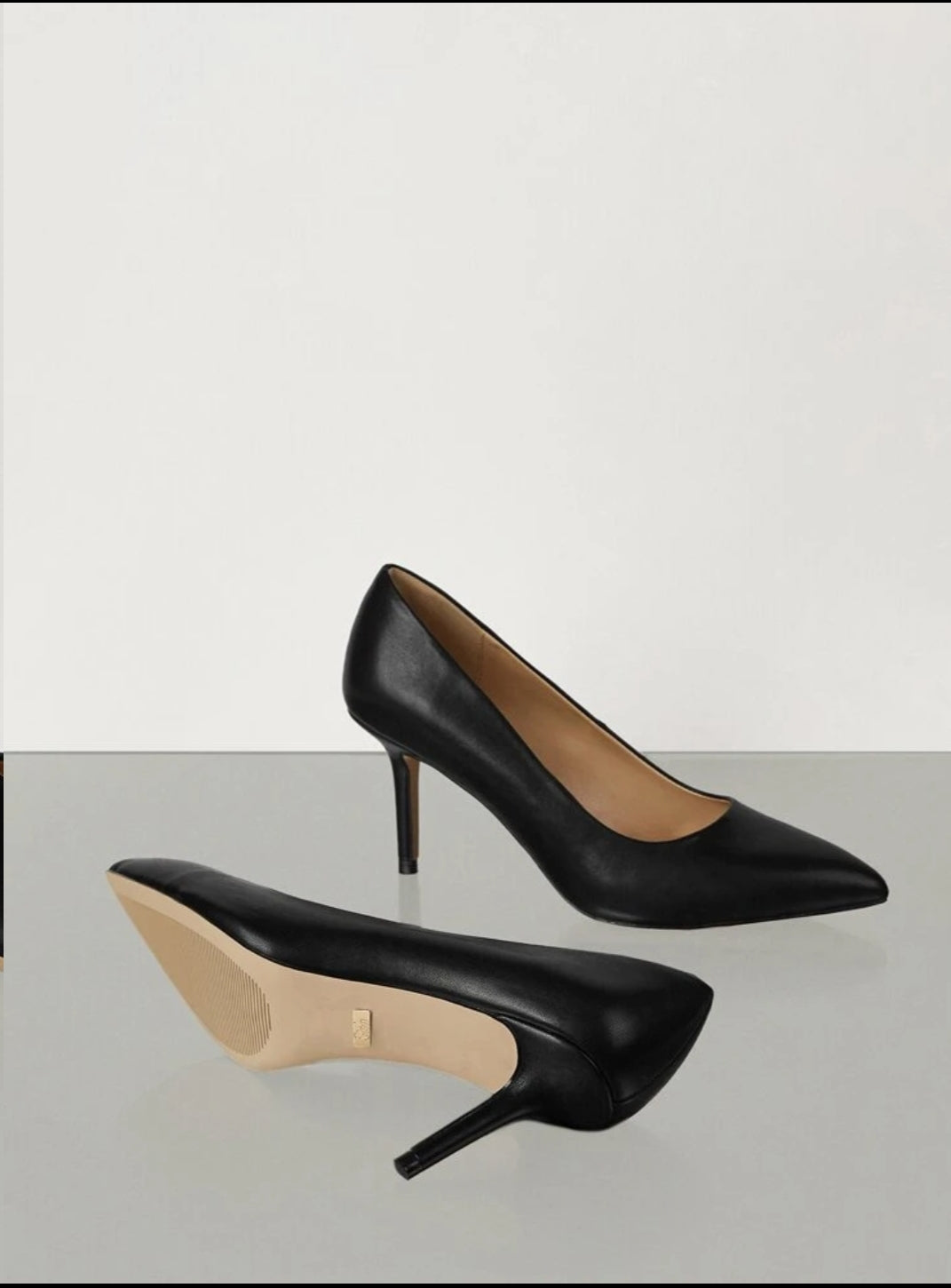 Hillary Pumps Black Shoe