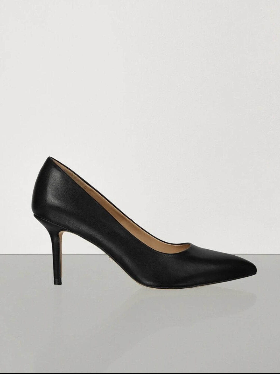 Hillary Pumps Black Shoe