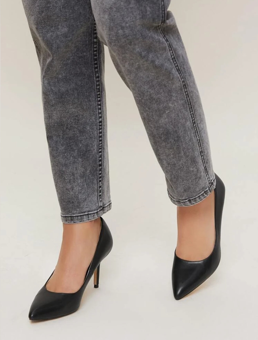 Hillary Pumps Black Shoe