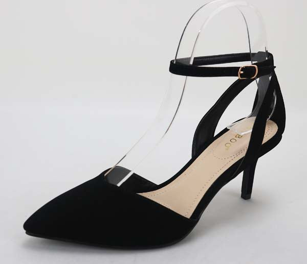 Scenario Black Shoe